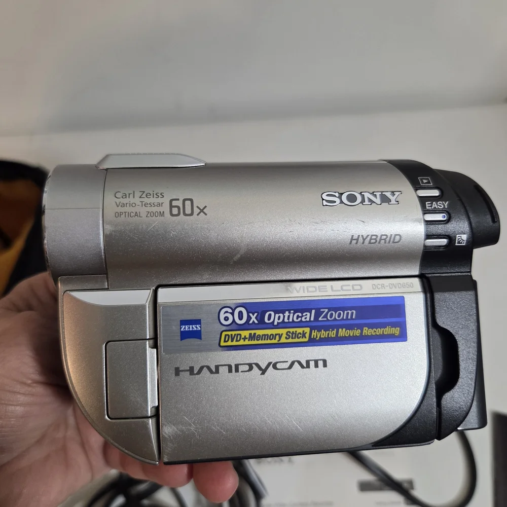 Sony Handycam DVD650/DVD850 ELECTRONIC Camara